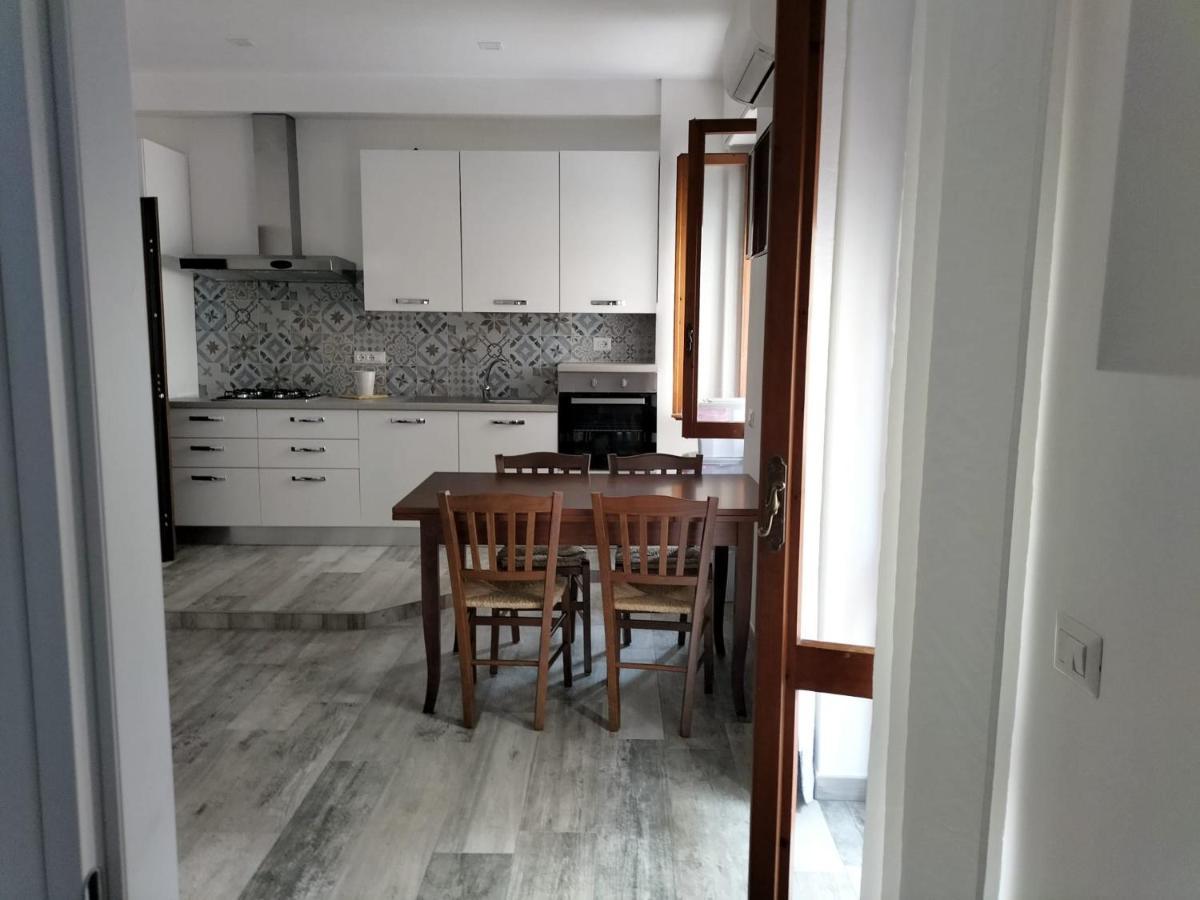 Kennedy Family Apts Alghero Buitenkant foto