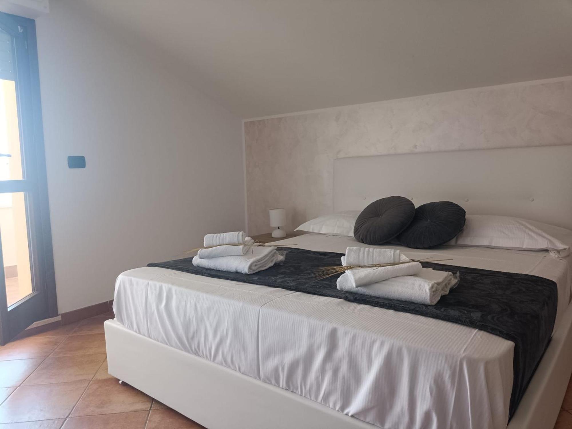 Kennedy Family Apts Alghero Buitenkant foto