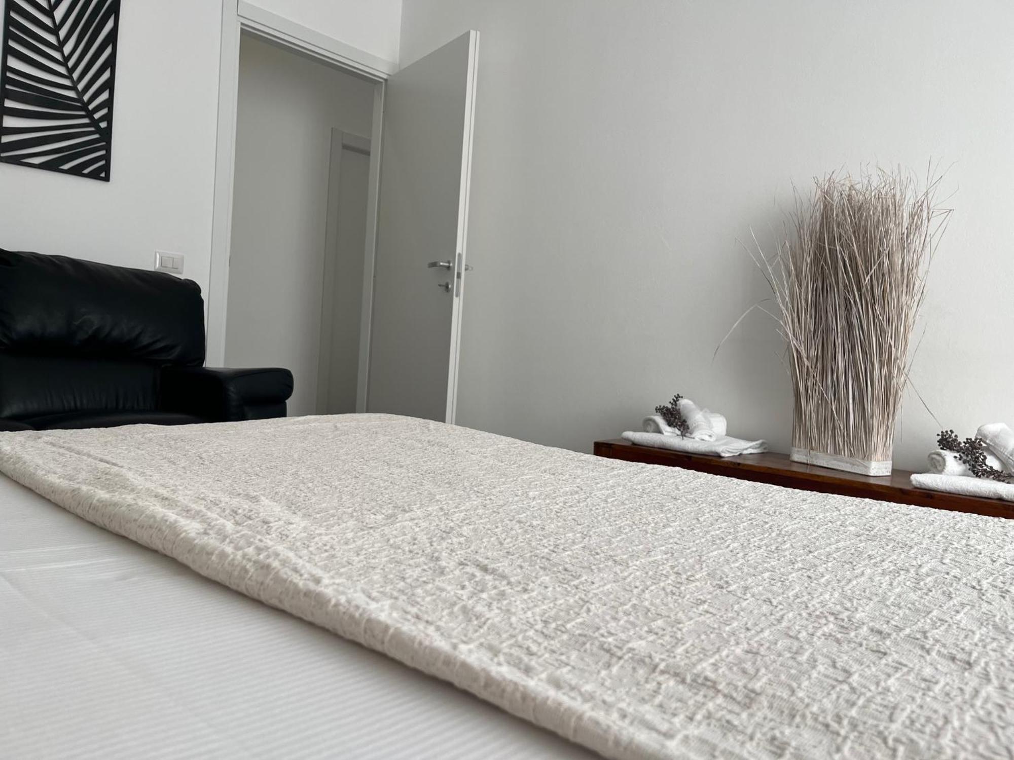 Kennedy Family Apts Alghero Buitenkant foto