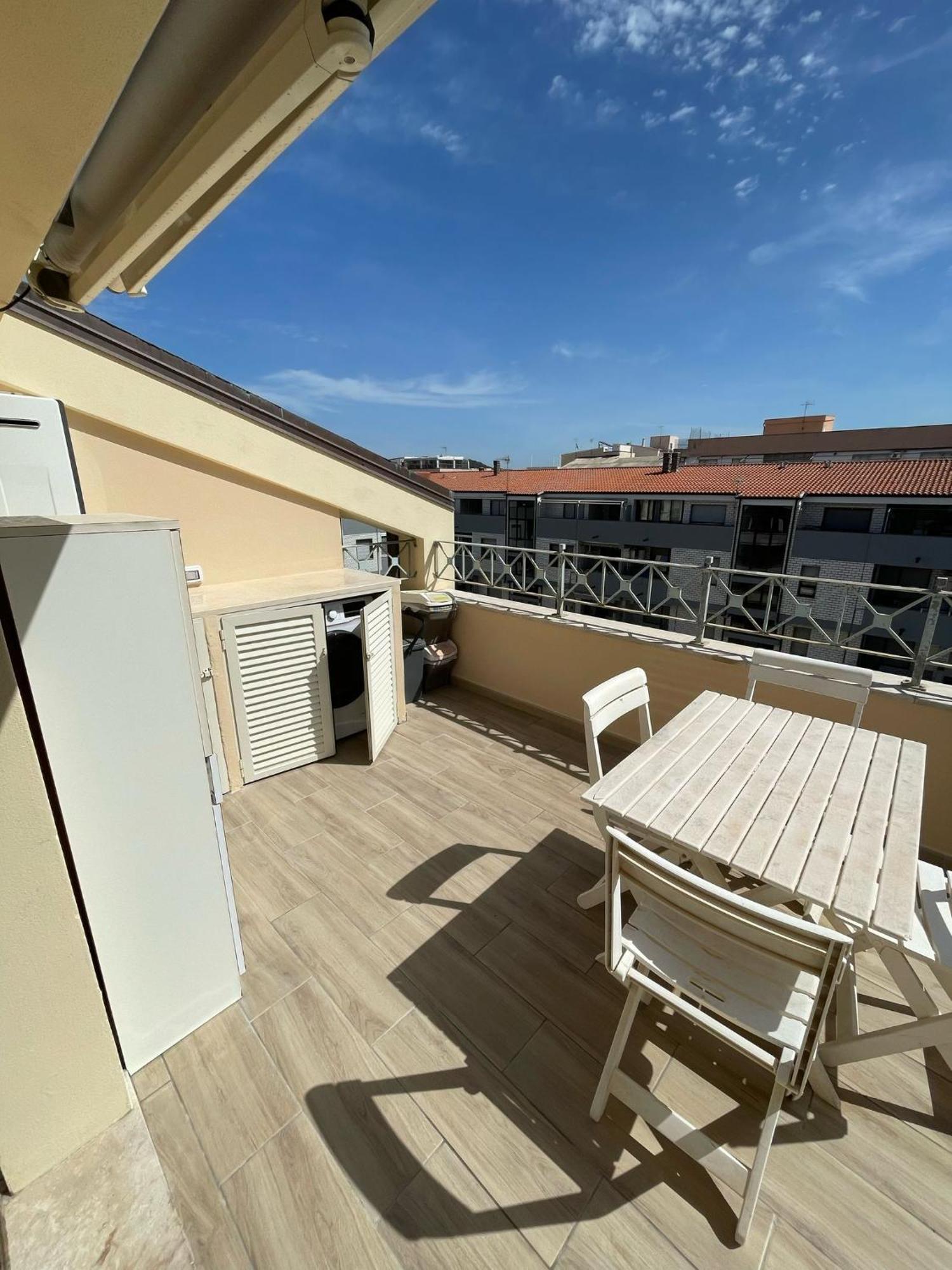 Kennedy Family Apts Alghero Buitenkant foto